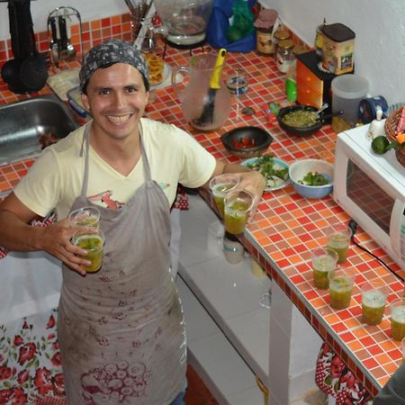 Hostal Casa Lantana Суэска Экстерьер фото