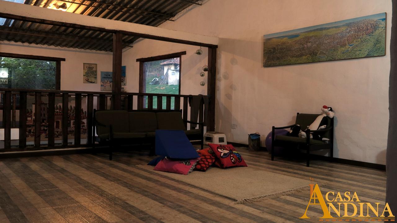 Hostal Casa Lantana Суэска Экстерьер фото