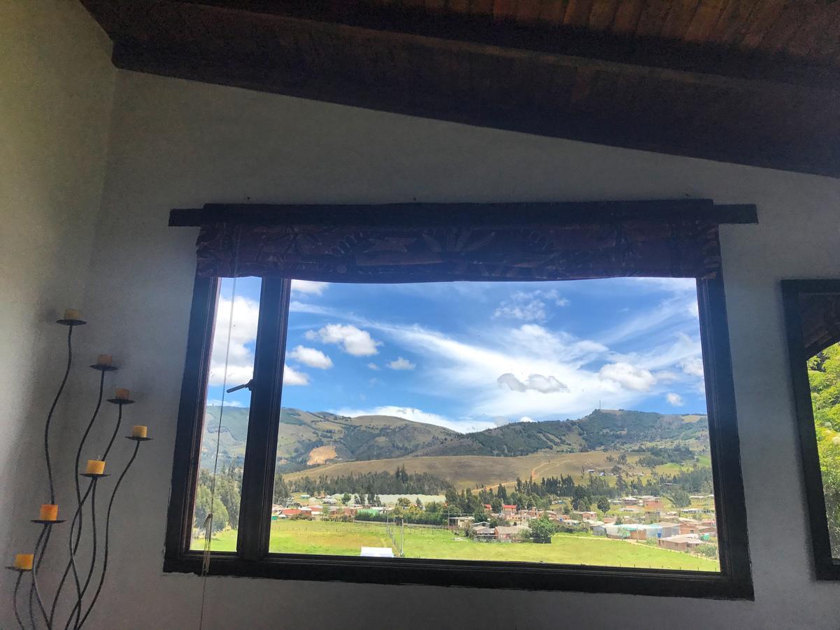 Hostal Casa Lantana Суэска Экстерьер фото