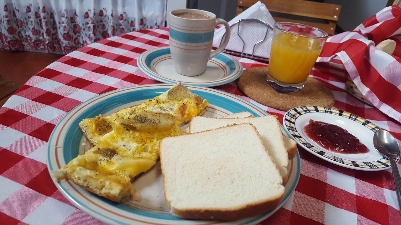 Hostal Casa Lantana Суэска Экстерьер фото
