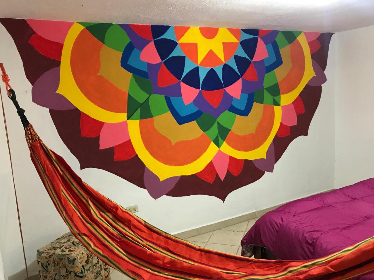 Hostal Casa Lantana Суэска Экстерьер фото