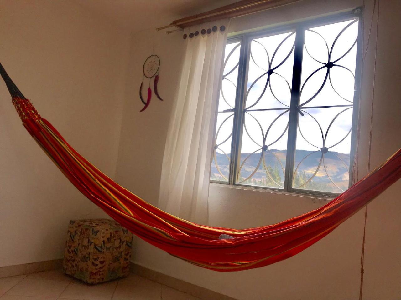 Hostal Casa Lantana Суэска Экстерьер фото